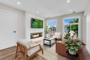 487 Campbell Av, Unit Female-Only Unit in Windsor, ON - Building Photo