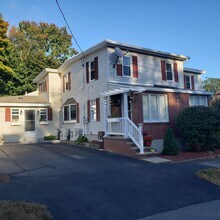 13 Rogers St in Dover, NH - Building Photo - Building Photo