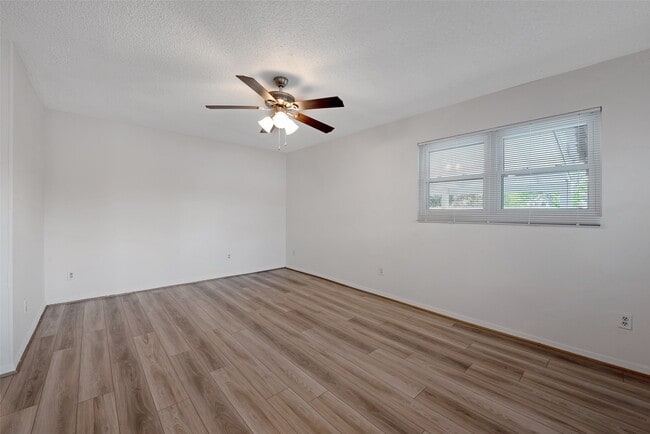 910 Judiway St in Houston, TX - Building Photo - Building Photo