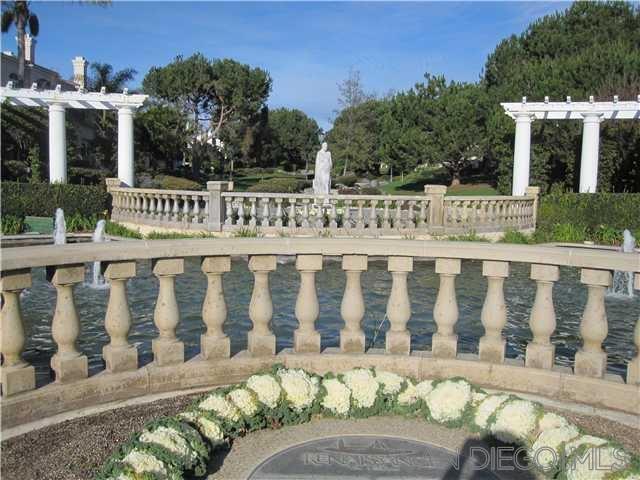 7265 Calabria Ct in San Diego, CA - Building Photo