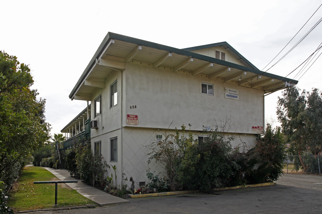 Westwind Apartments in Sacramento, CA - Foto de edificio