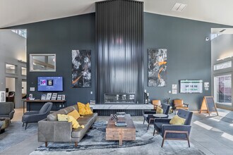 The Vantage in Lynnwood, WA - Building Photo - Building Photo
