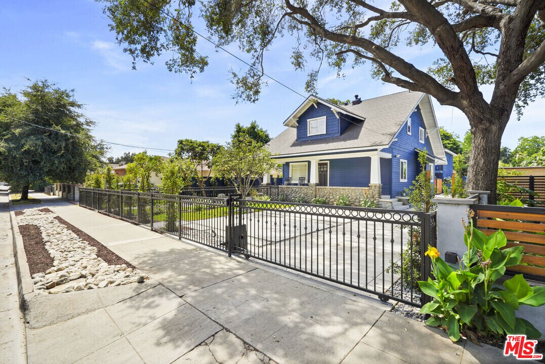 753 Garfield Ave in Pasadena, CA - Building Photo