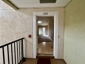 7920 Merrill Rd in Jacksonville, FL - Building Photo - Building Photo