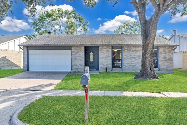 4406 Kacee Dr in Houston, TX - Building Photo - Building Photo