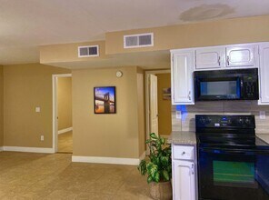 4126 S La Corta Dr in Tempe, AZ - Building Photo - Building Photo