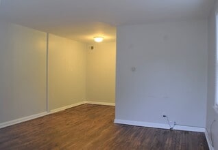 1227 Louisville ave in St. Louis, MO - Building Photo - Building Photo