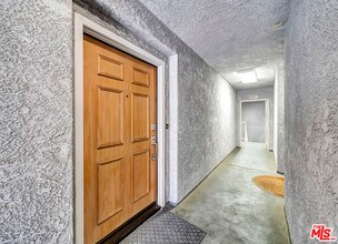 3027 S Peck Ave in Los Angeles, CA - Building Photo - Building Photo