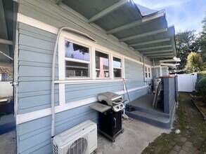 1826 Lincoln Ave in Pasadena, CA - Building Photo - Building Photo