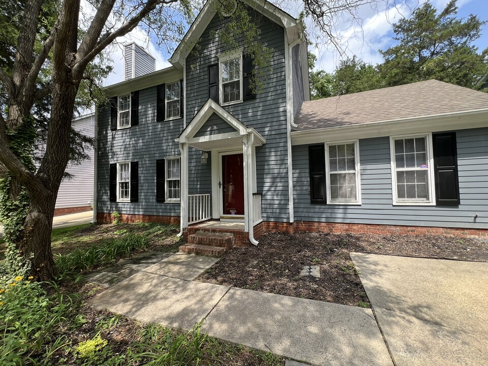 3401 Fortis Ln in Matthews, NC - Foto de edificio