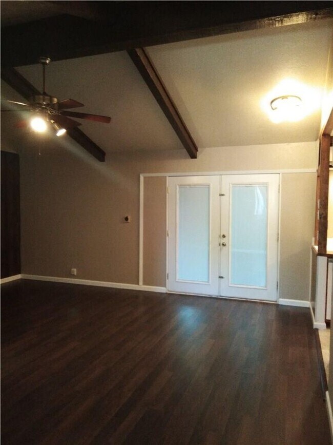 1615 Dove Dr in Garland, TX - Building Photo - Building Photo