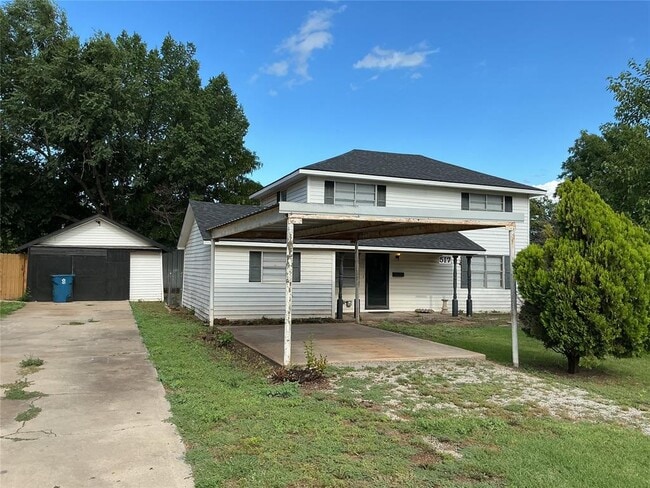property at 517 N Western Ave