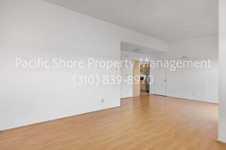 1043 12th St in Santa Monica, CA - Building Photo - Building Photo