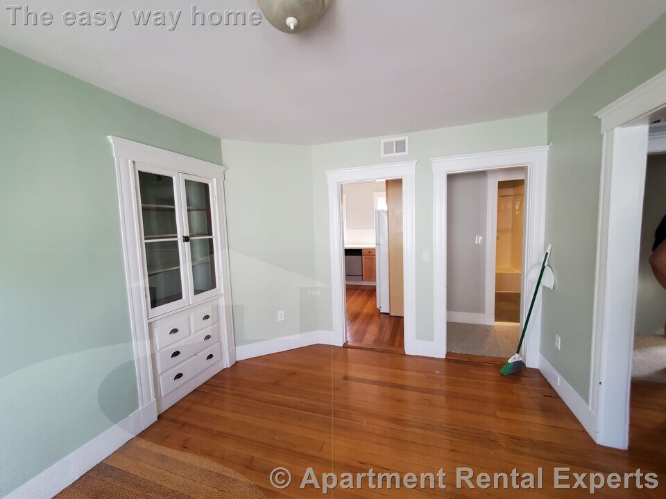 23 Burget Ave in Medford, MA - Building Photo