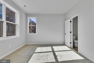 4927 Churchill Mews in Alexandria, VA - Building Photo - Building Photo