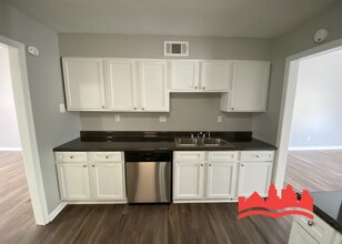 4735 Chevron Rd in Memphis, TN - Building Photo - Building Photo