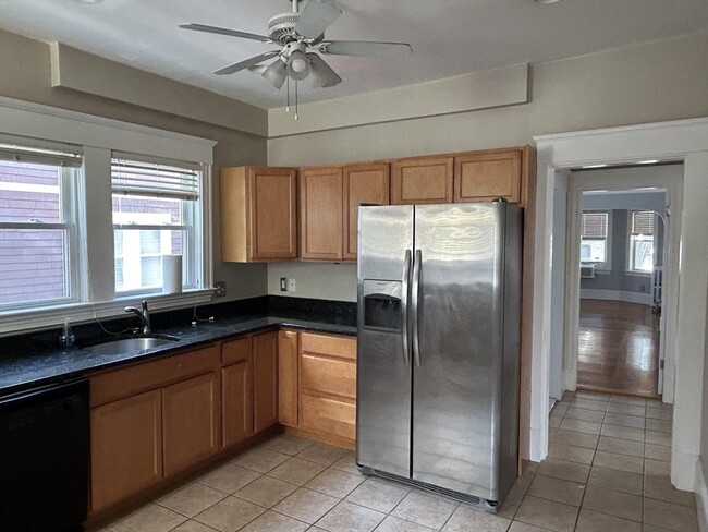 property at 104 W Quincy St