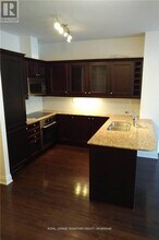 1 Bedford Rd in Toronto, ON - Building Photo - Building Photo