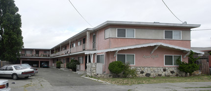 Lyon's Apartment in Oakland, CA - Building Photo - Building Photo