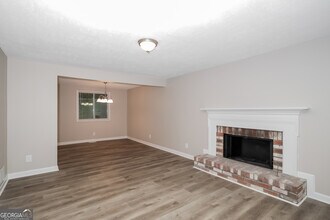 5356 Olde St in Stone Mountain, GA - Building Photo - Building Photo