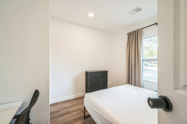364 Adelle St SE in Atlanta, GA - Building Photo - Building Photo