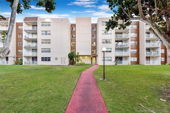 property at 6950 Miami Gardens Dr