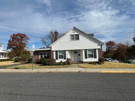 500 Penn St in Pennsburg, PA - Building Photo