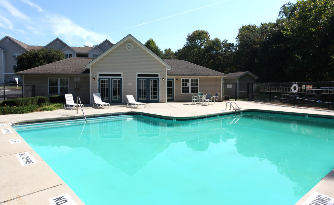 Ridgeview Apartments in Statesville, NC - Building Photo