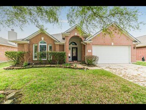 12527 Cannonwood Ln in Houston, TX - Foto de edificio - Building Photo
