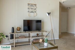 4148 53rd Ave W, Unit 2520 in Bradenton, FL - Building Photo