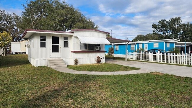 property at 196 Sunset Dr