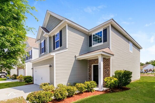 4918 White Cedar Rd in Ladson, SC - Foto de edificio - Building Photo