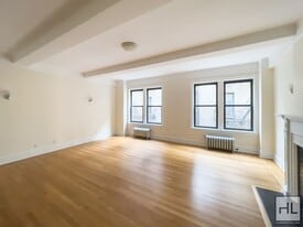 EAST 80TH STREET in New York, NY - Building Photo