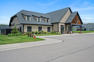 The Villas at Bakers Ridge in Strongsville, OH - Building Photo - Building Photo
