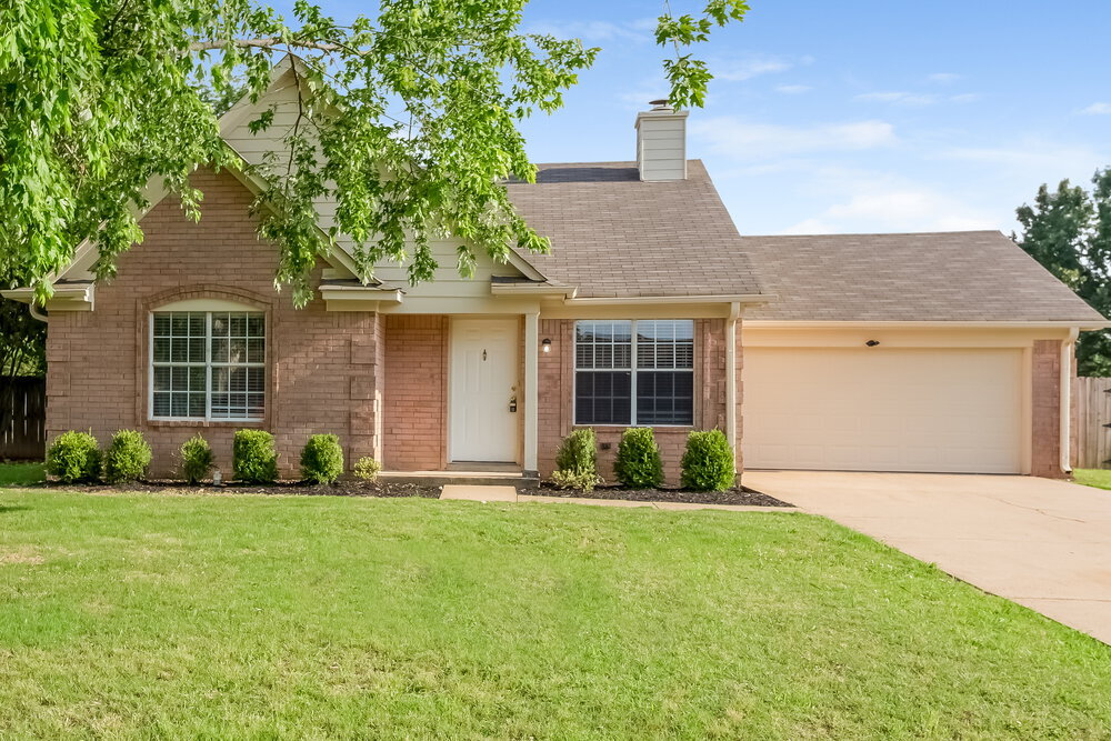 6795 Black Oak Dr in Walls, MS - Building Photo