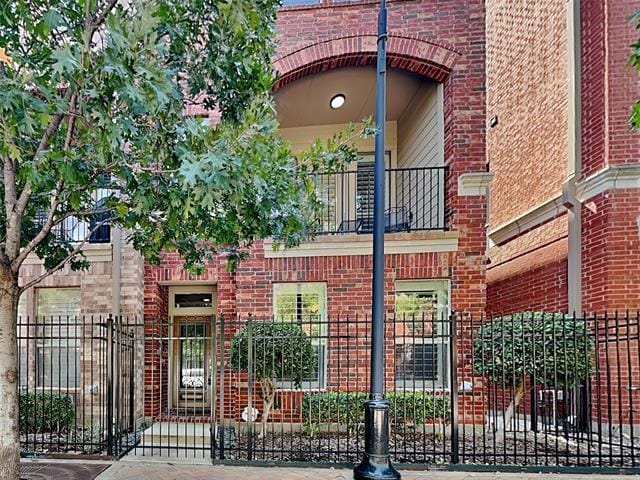 property at 2222 Marilla St