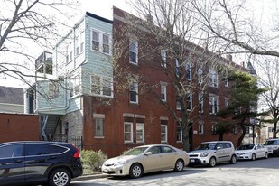 1335 W Wrightwood Ave in Chicago, IL - Building Photo