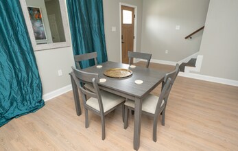 2402 Bartholomew St in New Orleans, LA - Building Photo - Building Photo
