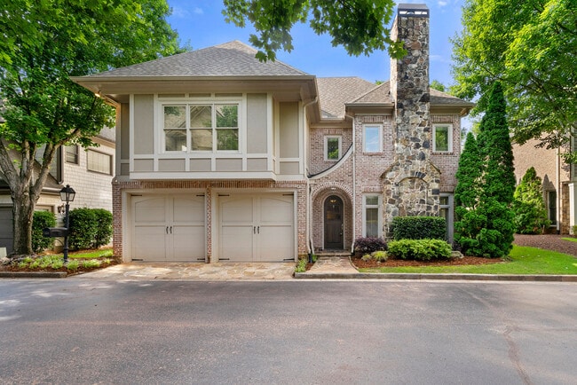 property at 2041 Mendenhall Cir