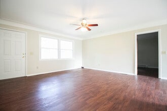 3001 Edgebrook Dr in Toledo, OH - Building Photo - Building Photo