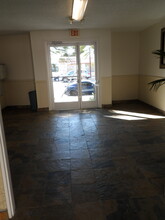 Lassen Apartments in Chatsworth, CA - Building Photo - Building Photo