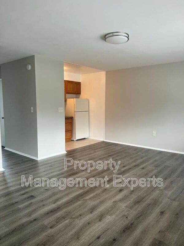 2330 Glendale Terrace in Alexandria, VA - Building Photo - Building Photo