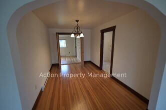 178 W Spruce St in Sequim, WA - Building Photo - Building Photo