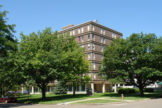 Pioneer House in Lincoln, NE - Building Photo - Building Photo