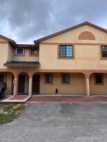 1595 SW 122nd Ave in Miami, FL - Building Photo