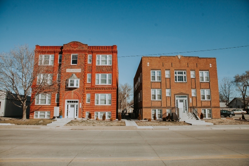 1111 E Iron Ave in Salina, KS - Building Photo