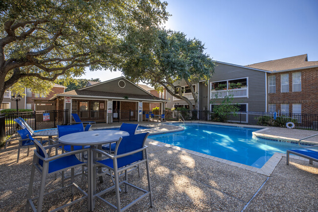 Harbour Landing Apartments in Corpus Christi, TX - Foto de edificio - Building Photo
