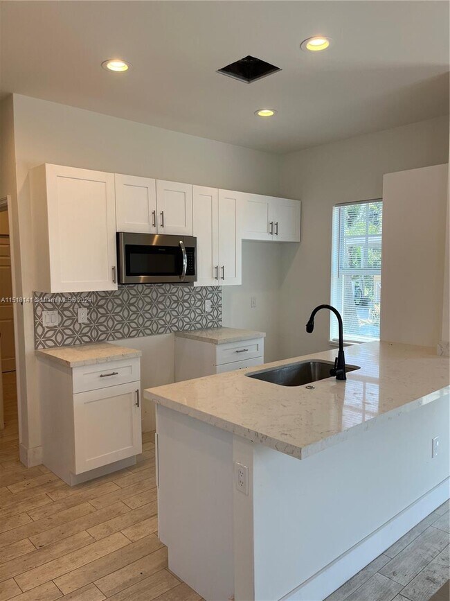 431 N K St in Lake Worth Beach, FL - Building Photo - Building Photo