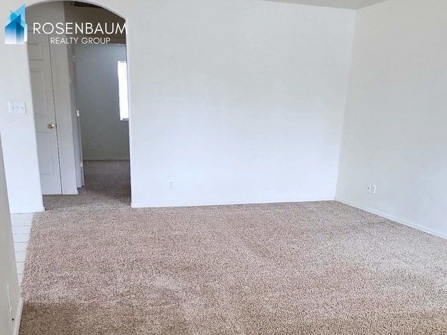 Charming 2-bedrooms, 2-baths home nestled in the heart of Prescott Valley! in Prescott Valley, AZ - Foto de edificio - Building Photo