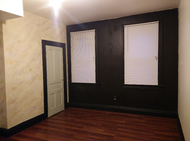 3024 Pulawski Wy in Pittsburgh, PA - Building Photo - Building Photo